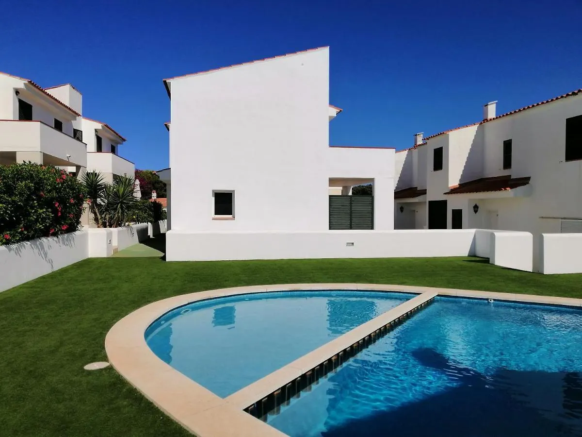 Дом отдыха Villa Pinuelo Меркадаль